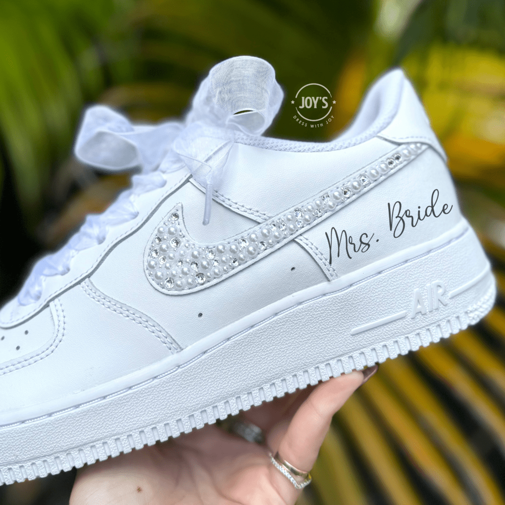 Embroidered nike air force 1 sales