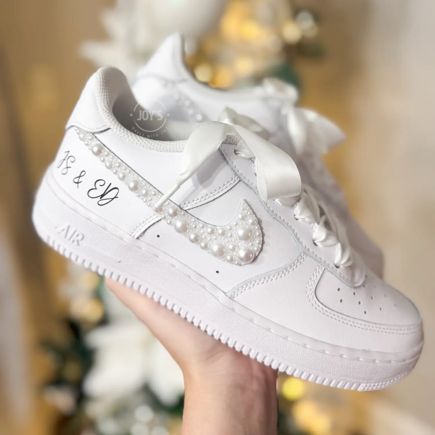 Wedding Sneakers White Pearls Custom Air Force 1 - Sneakers JOY'S Custom Sneakers